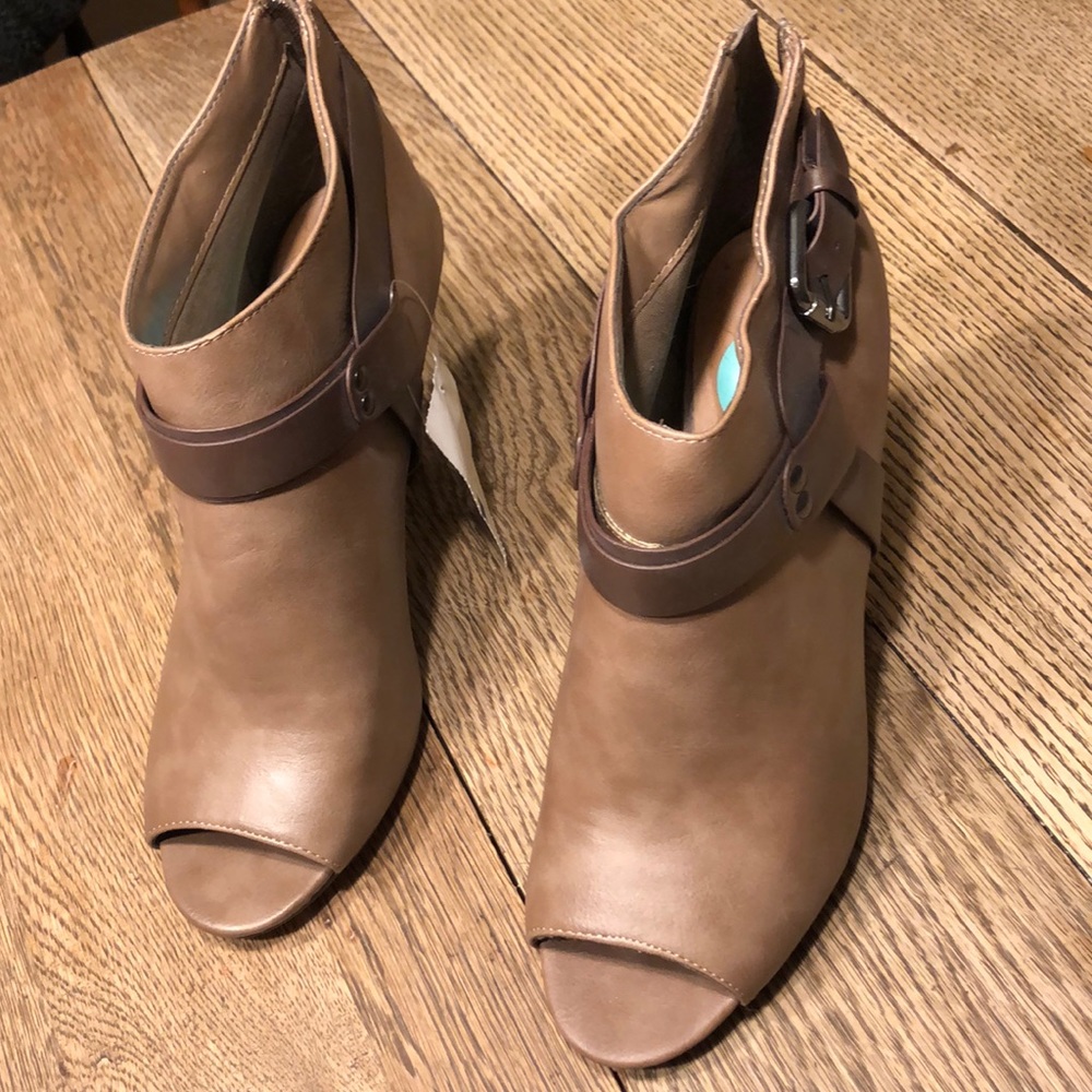 Brown Heels, size 8.5